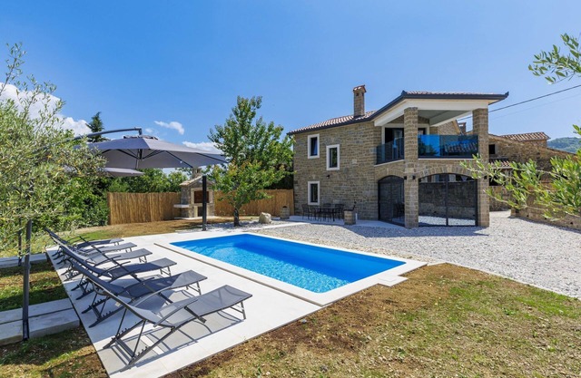 Solaria by Interhome