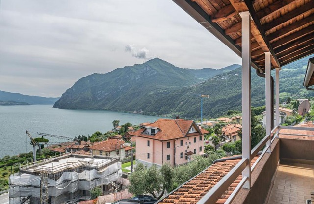 Sole E Lago - Iseo View - by HOST4U