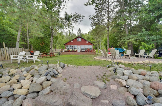 Solon Springs Getaway w/Dock & Kayaks!