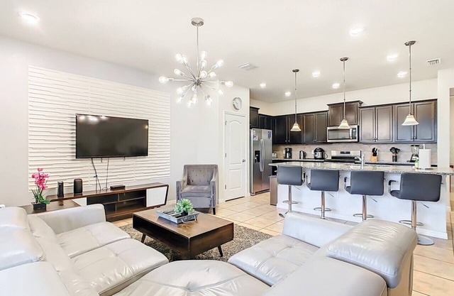 Solterra Stunning 5BR Home, Pool, Sunset Views