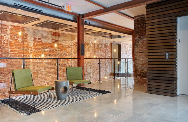 Sonder The Queen | Double Queen Room