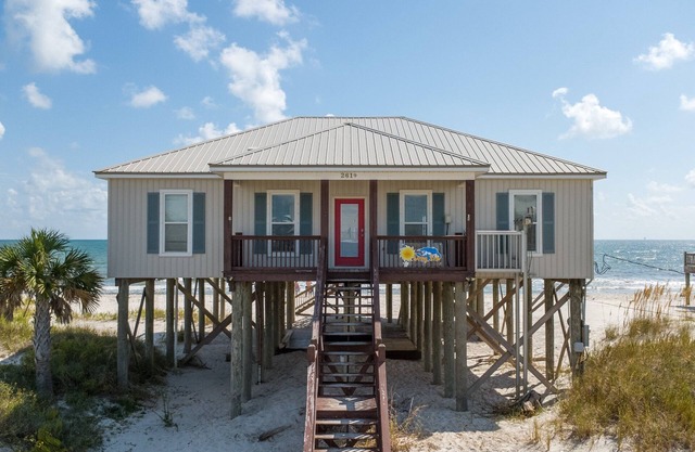 Sonny Side~Beach Front~Private Heated Pool