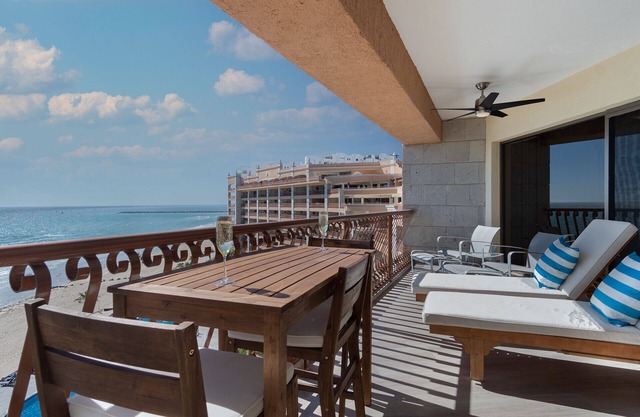 Sonoran Sun E-807 Wonderful Fully Renovated Ocean Front Condo