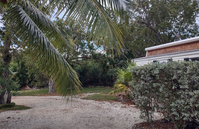 Soothing cabin in Sugarloaf Key