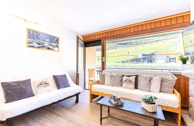 Soum De Matte Residence - Apartment 11 people foot from the slopes Ski resort PLA D ADET