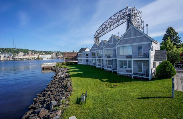 South Pier Inn