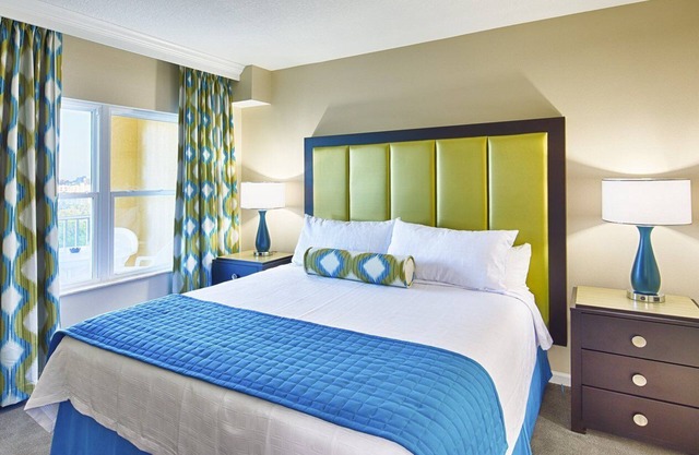 Spacious 2-bedroom suite at Vacation Village-minutes from Orlando's theme parks!