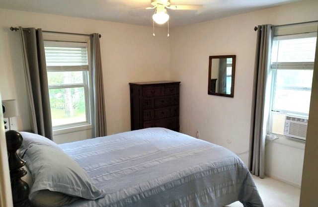 Spacious 4-bedroom house in State College