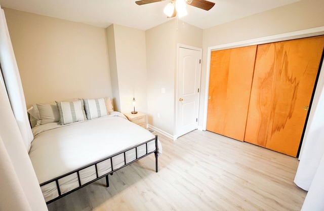 Spacious 4-bedroom Off-Campus House