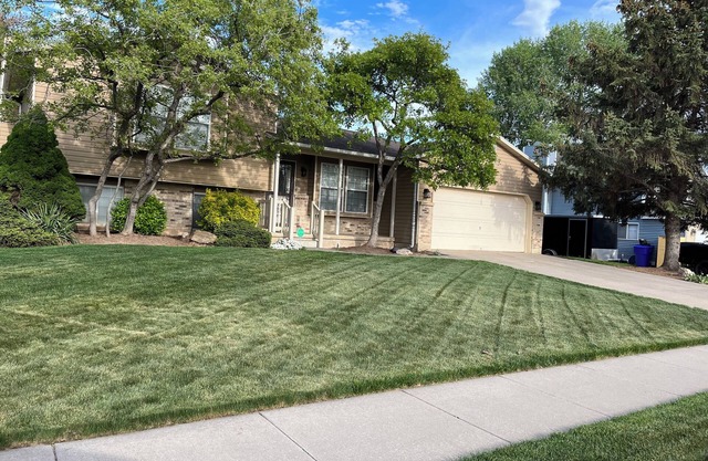 Spacious 5-bedroom house with AC and WiFi in enjoyable West Point