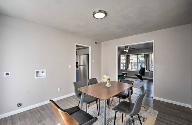 Spacious 7-bedroom house in cool Sacramento with AC