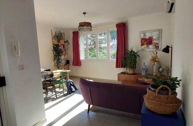 Spacious and comfortable nest in Marseille 4th