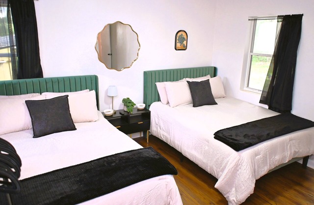 Spacious and enjoyable 3-bedroom home in a family oriented quiet neighborhood.