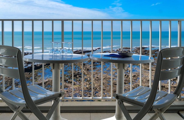 Spacious apartment with sea view - for 5 people