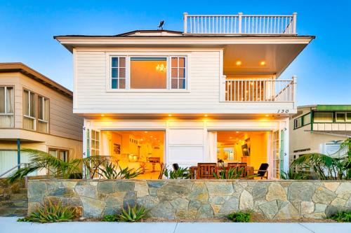 Spacious Balboa Beauty