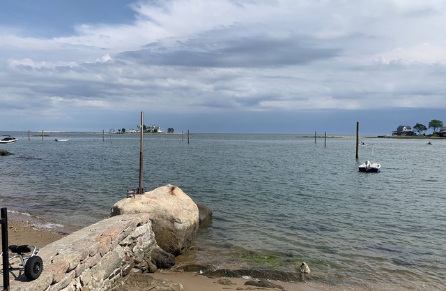 Spacious Beach House Summer Island, Kayaks, Bikes, Sauna, Private Beach Access