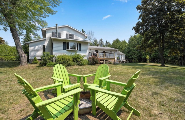 Spacious Captain's Quarters - Central Ephraim