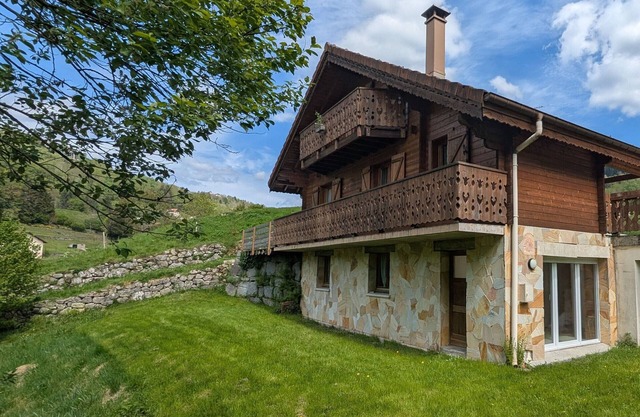 Spacious chalet in La Bresse, perfect for families and friends