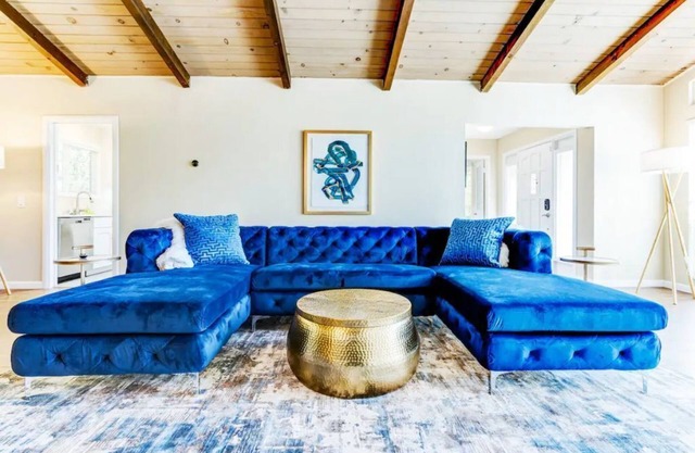 Spacious, Clean, Private Marin Home; 4 bdrm, King Bed, AC