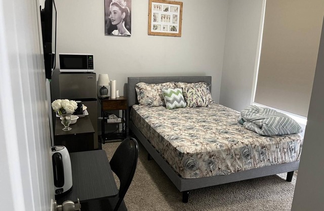 Spacious & Cozy Private Room in a Family Home with Private Washroom.