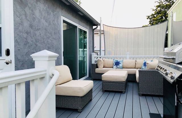 Spacious Deck | Ocean 1.5 blocks | A/C | Parking | W/D in unit | Full Kitchen