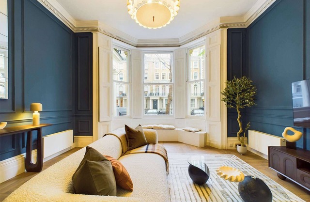 Spacious Duplex Apartment with Terrace by Harrods