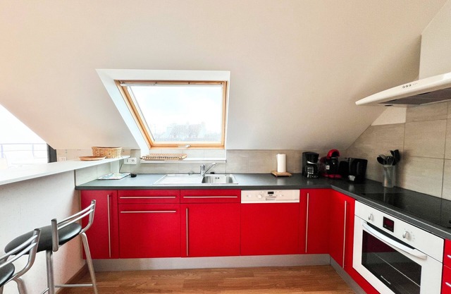 Spacious duplex sea view, balcony terrace + parking space/IDEAL FAMILY