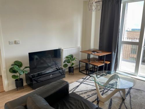Spacious Erith Apartment