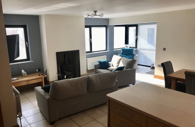 Spacious & Family Friendly Apartment-delightful for Experiencing the North Coast