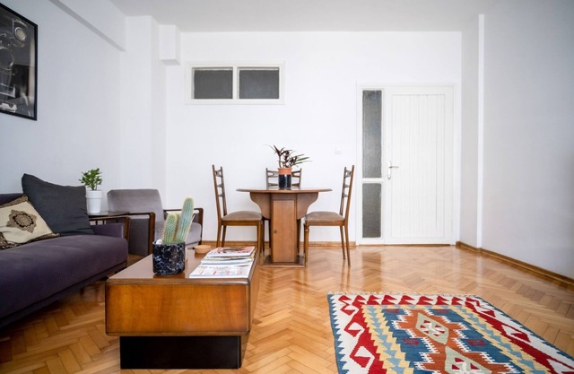 Spacious Flat with Central Location in Beyoglu