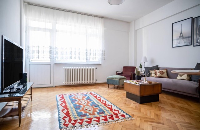 Spacious Flat with Central Location in Beyoglu