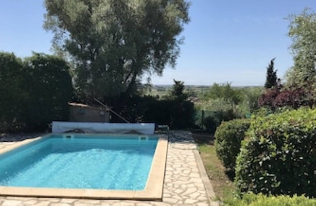 Spacious four bedroomed house in large grounds with pool