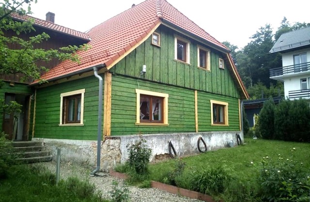 Spacious holiday home in Piechowice with garden