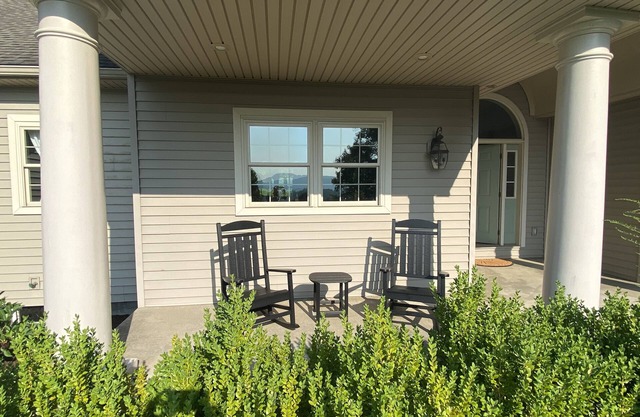 Spacious home a short walk from our Restaurant & Golf Course. Beautiful views!