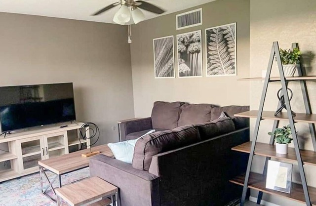 Spacious home w/ backyard, close to everything: Grill, office, garage!