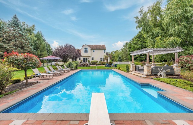Spacious Home with Pool in Southold