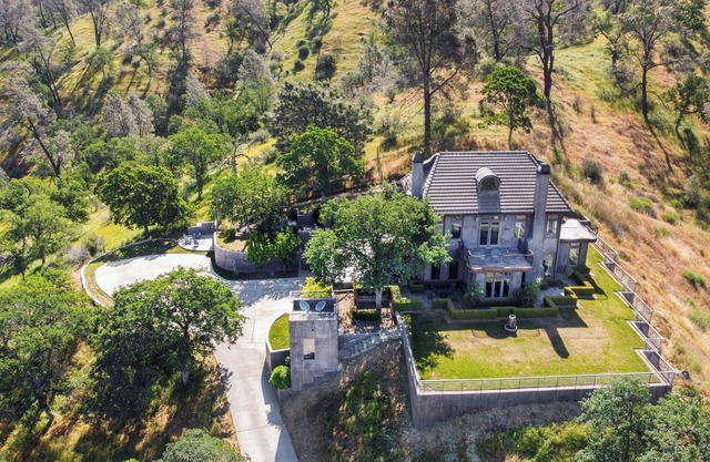 Spacious Luxurious Villa Overlooking Millerton Lake