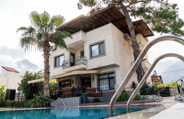 Spacious Natural Stone Villa w/Sea and Mountain Views and Private Pool
