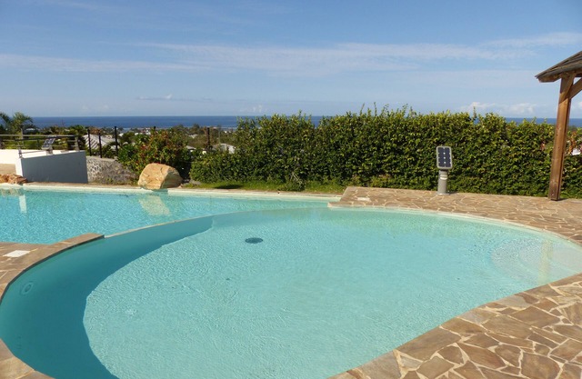 Spacious T3 Beautiful Pool, Air Conditioned Lagoon Relaxing And Calm View