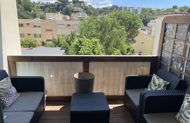 Spacious T2 in the heart of Nice