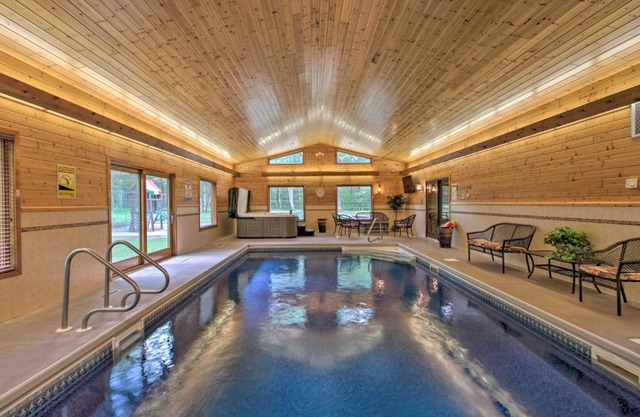 Spacious Verndale Home with Backyard Fire Pit!