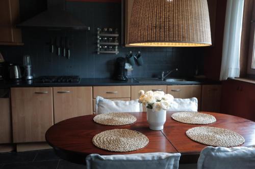 Spacious Villa in Dilbeek with Private Garden, Ideal for Families & Business