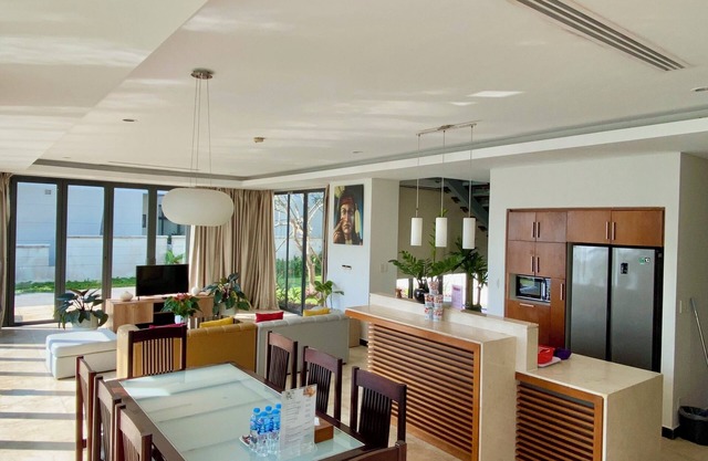 Spacious Villa With Private Pool - F5