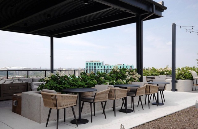 Spacious West Loop 1BR w/Pool & Grills, nr Fulton Market, by Blueground