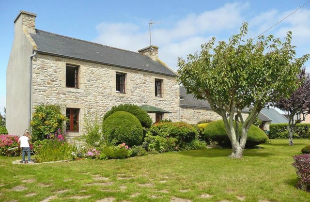SPECIAL PROMOTION *- 2 -9Juliet. 2022* :PRETTY STONE HOUSE