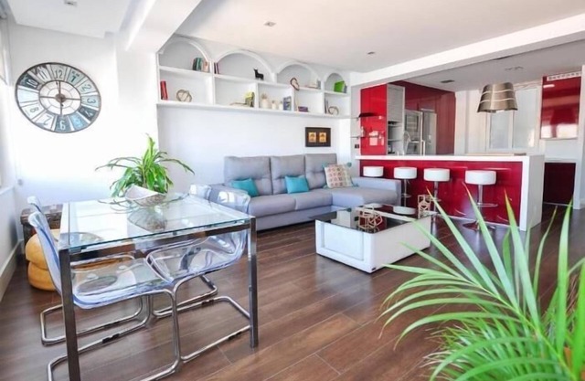 Spectacular apartment in Malagueta Beach