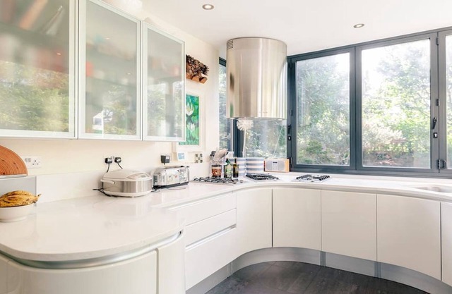 Spectacular House with Landscaped Garden and Oil Paintings on Every Wall