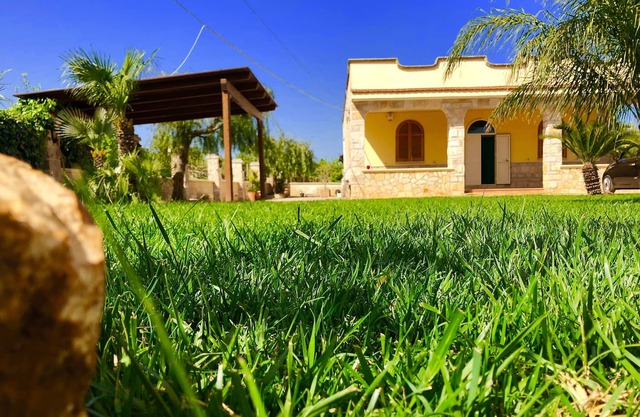 Splendid Villa with Relax Pool in Puglia