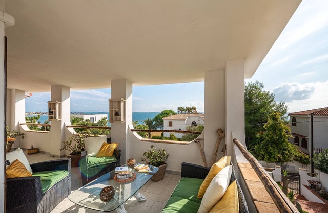 Splendid "Villa Dolly" near the beach with Wi-Fi, balcony and terrace