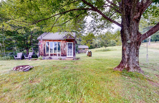 Spruce Moose Cottage | Tiny House on 65 private acres